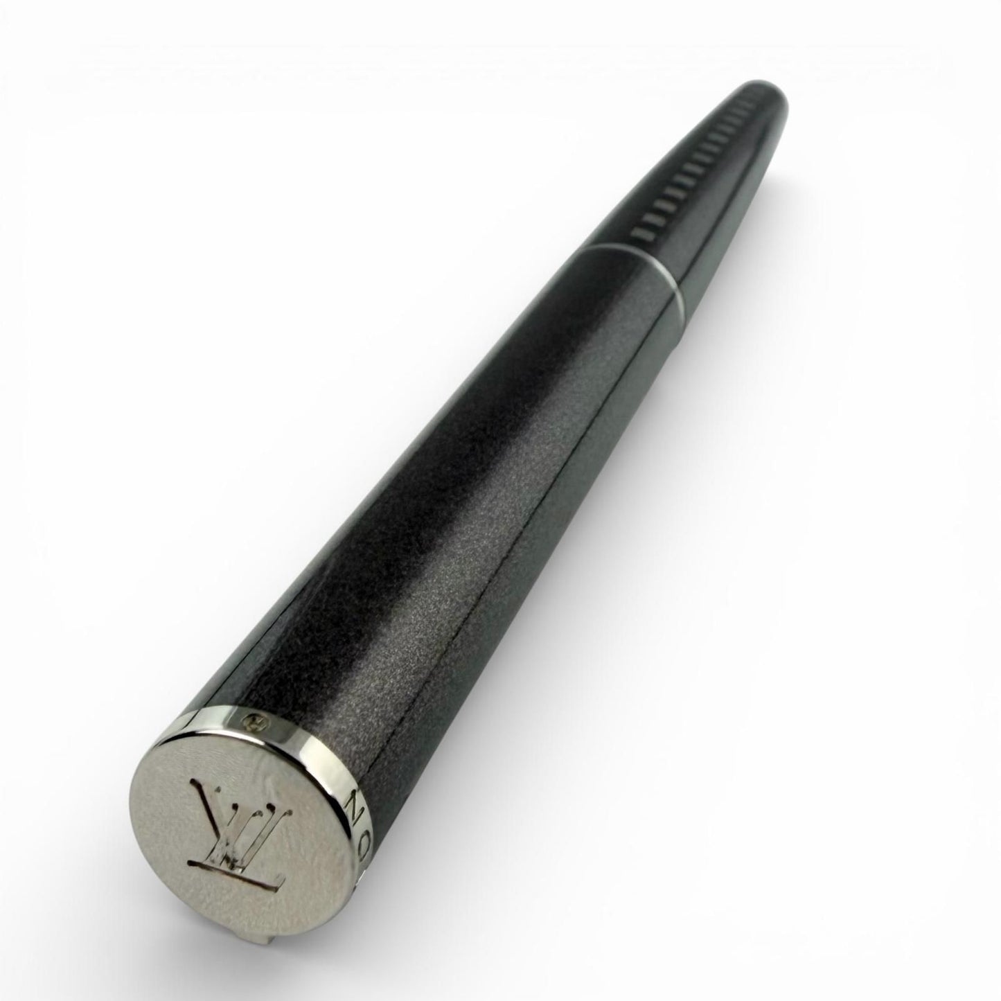 Louis Vuitton Jet Ligne NIB 18k M NIB Fountain Pen Metallic Gray Silver — view 3