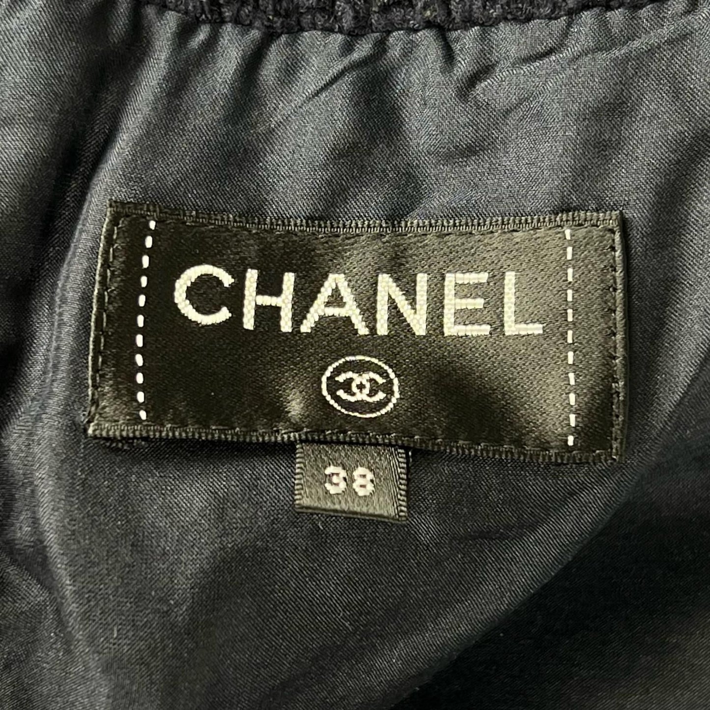 Chanel Lining Silk 100% CC Logo Knee Length Tweed Skirt Dark Navy 38 — view 6