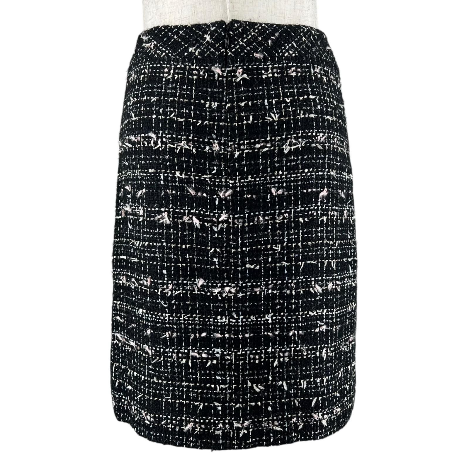 Chanel Vintage 05c CC Logo Box Pleats Tweed Skirt Black 34 — view 3