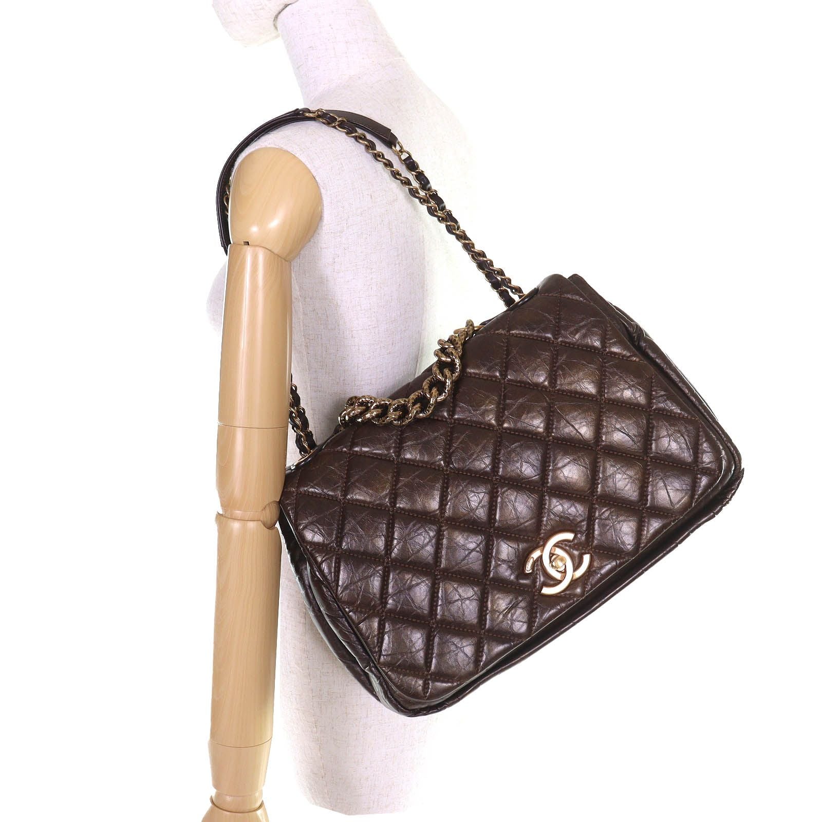 Chanel Paris Bombay CC Logo Quilted Aged Calfskin Chain Shoulder Bag Brown — view 9