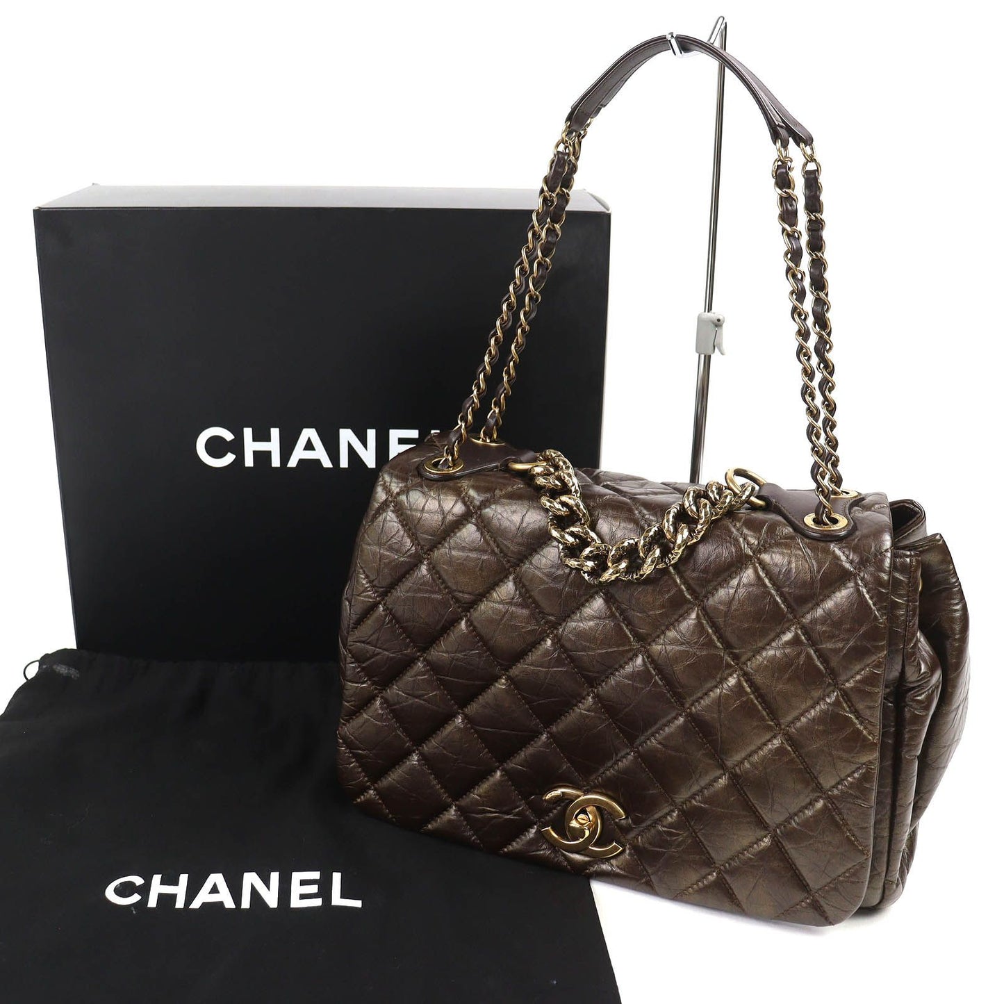 Chanel Paris Bombay CC Logo Quilted Aged Calfskin Chain Shoulder Bag Brown — view 2