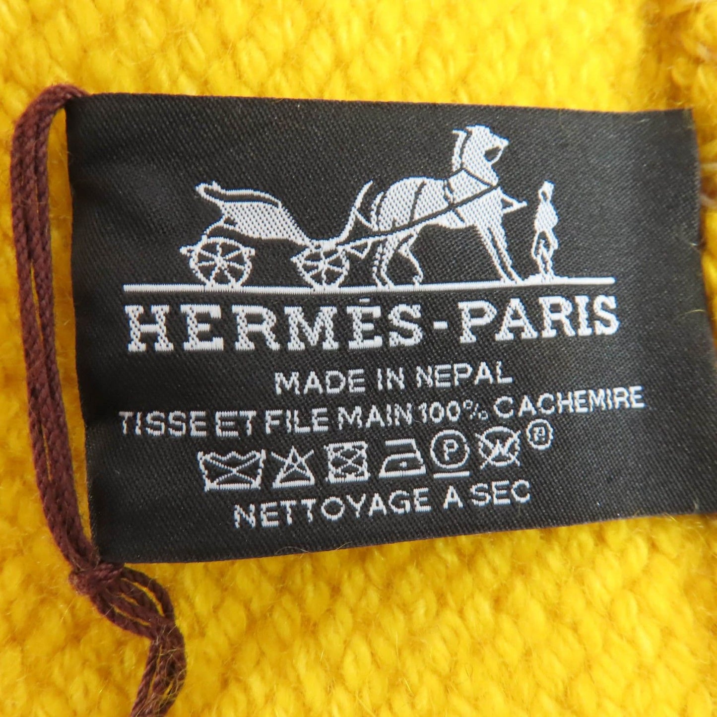 Hermes Daisangle Cashmere Citron Paille Logo 150 200 cm Large Scarf — view 7