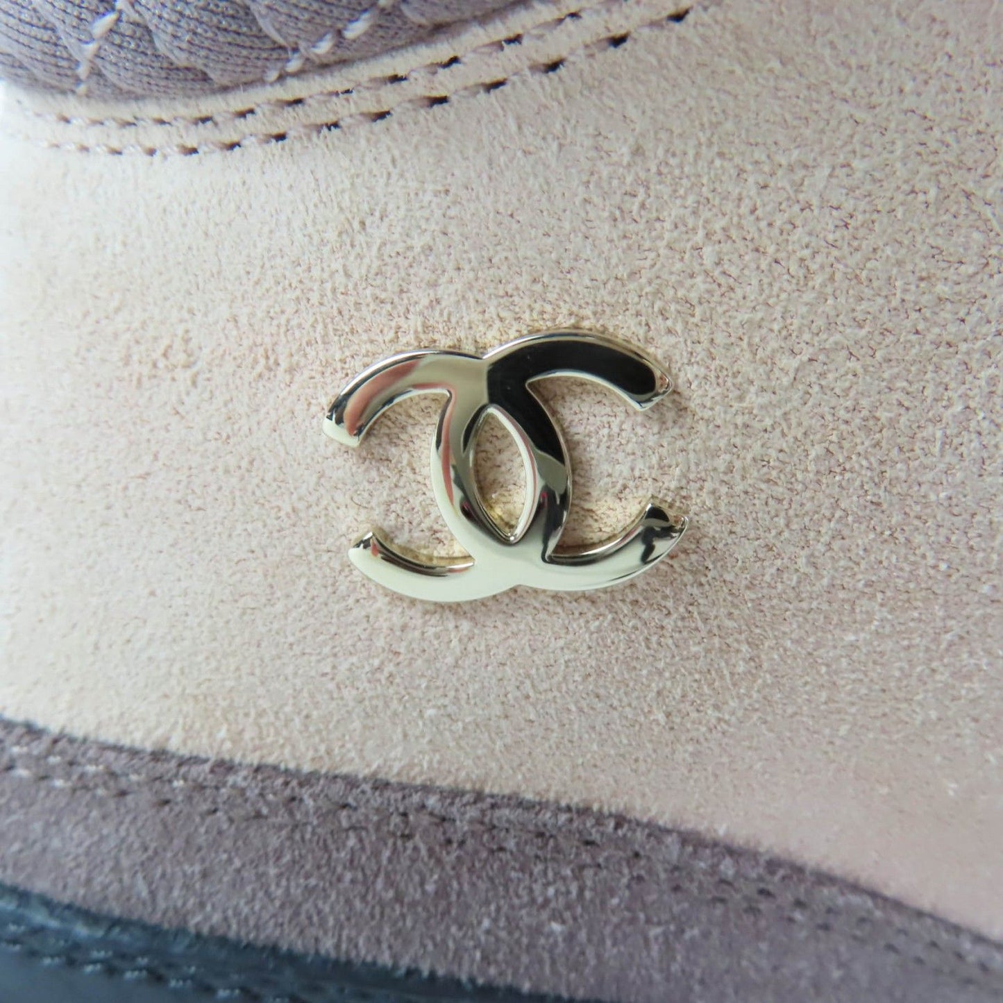 Chanel CC Logo Lace Up Suede Leather High Cut Sneakers Trekking Boots Pink — view 9