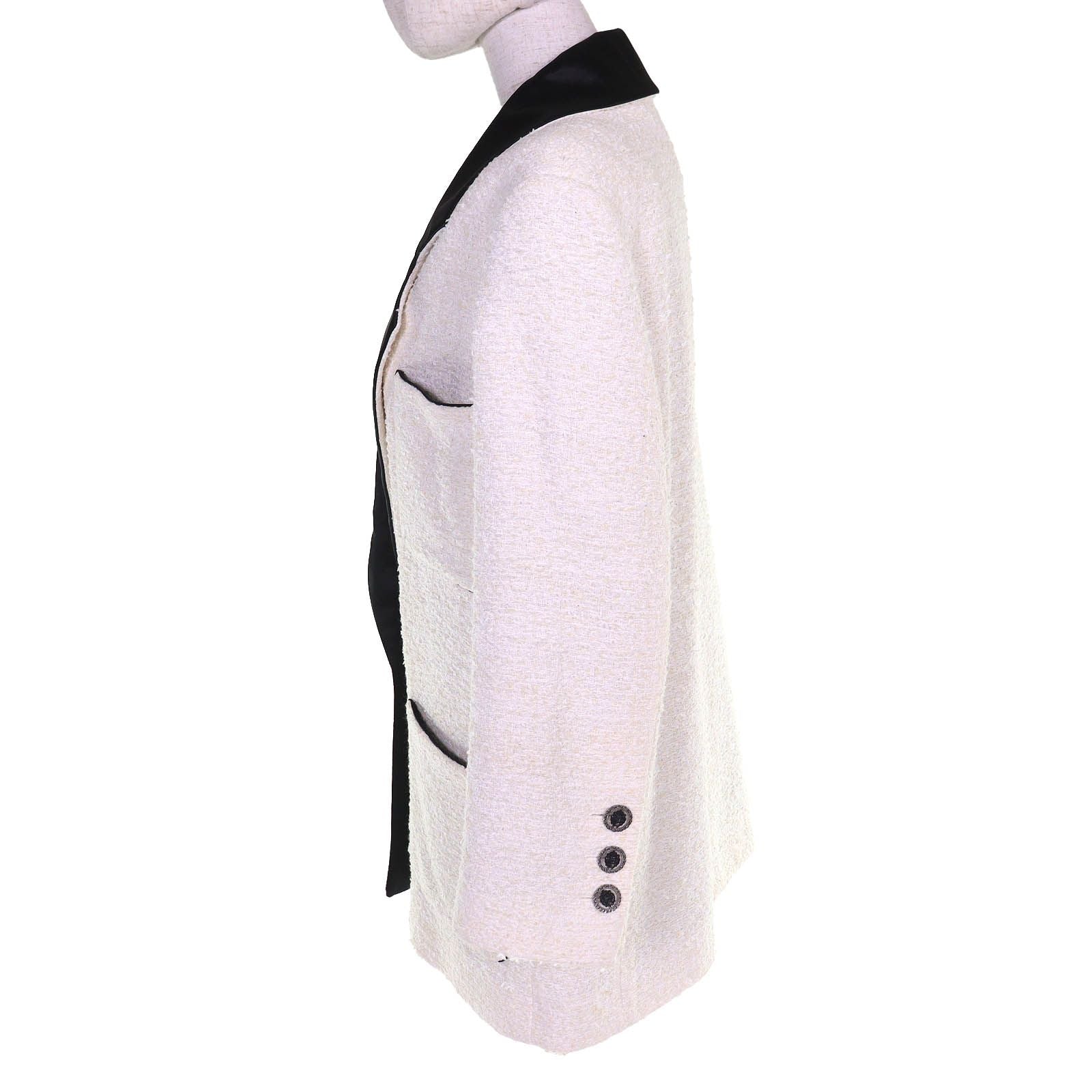 Chanel Lion Coco Button Satin Color Tweed Jacket Lining 100% Ivory Black 34 — view 2