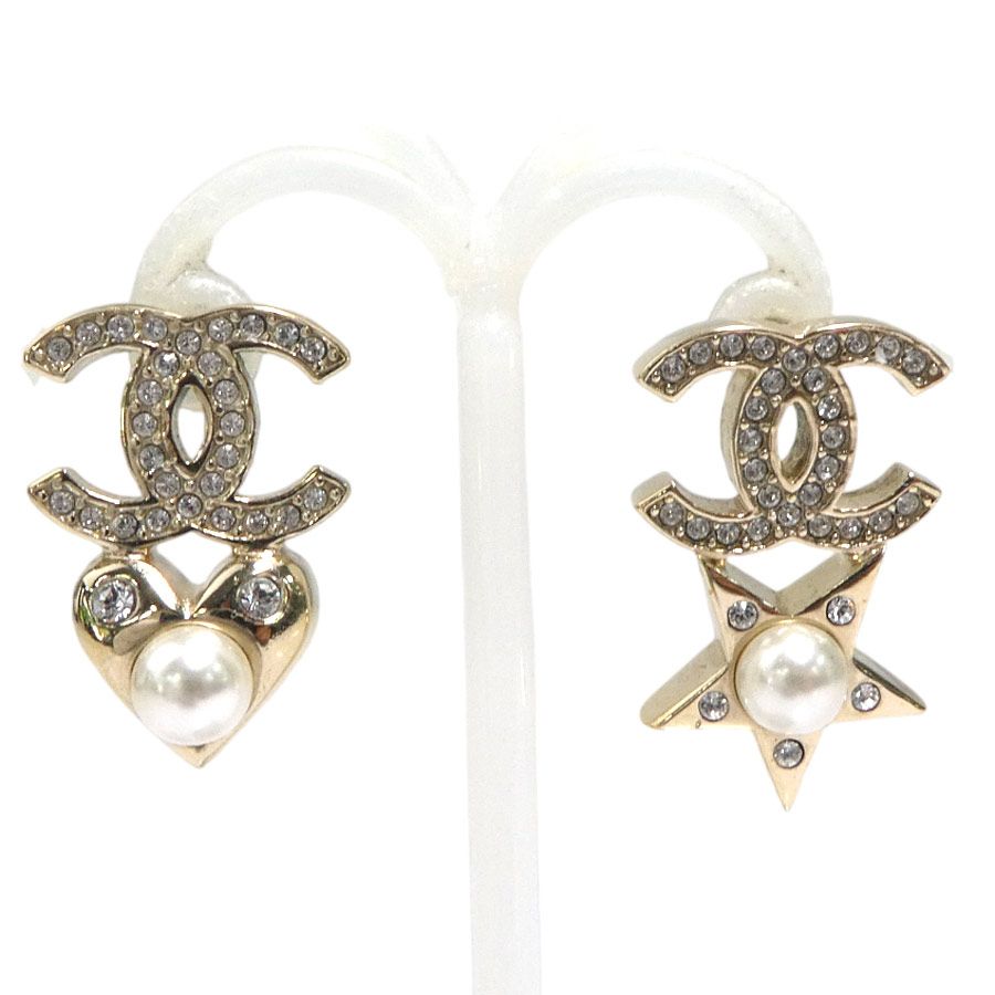 Chanel Earrings Gold