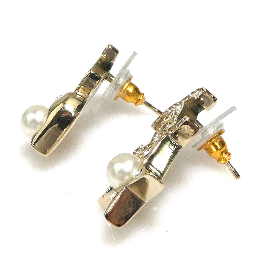 Chanel Earrings Gold — view 3