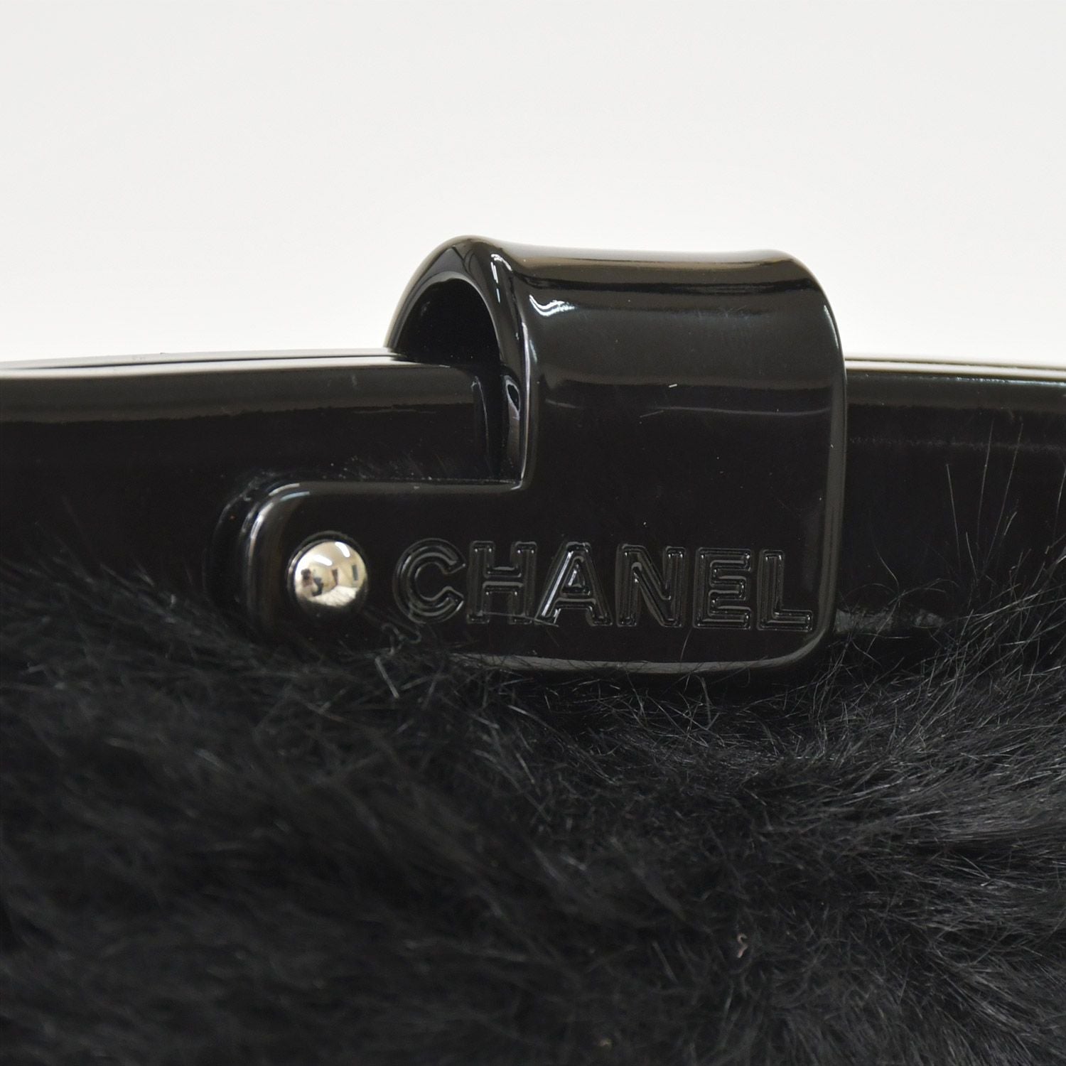 Chanel Plastic Chain Bag CC Logo Goat Fur Leather Black — view 7