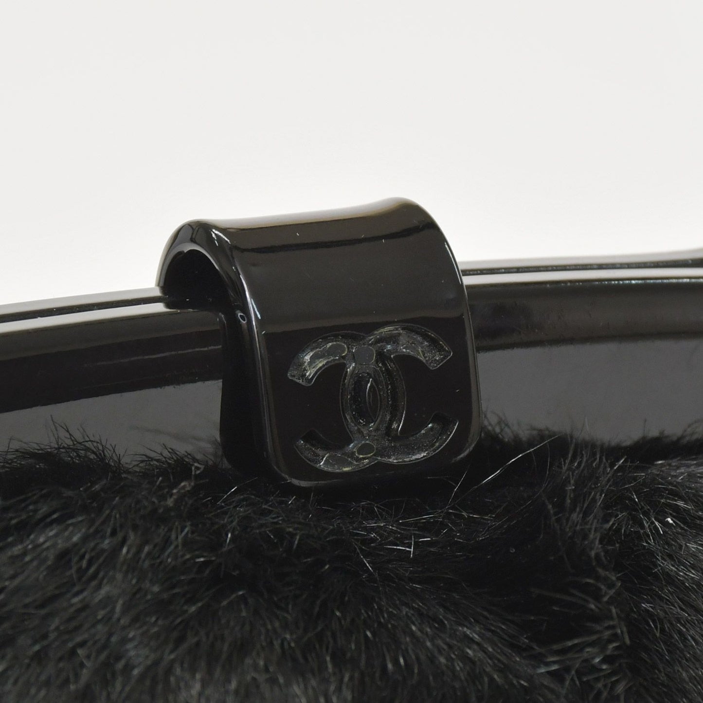 Chanel Plastic Chain Bag CC Logo Goat Fur Leather Black — view 6