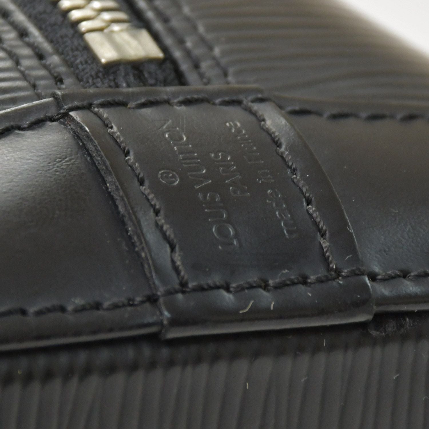 Louis Vuitton Alma PM Handbag Epi Leather Black Gold — view 8