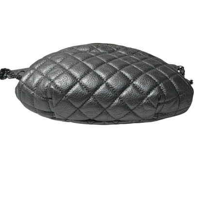 Chanel Waist Bag Silver Leather No 19 — view 6