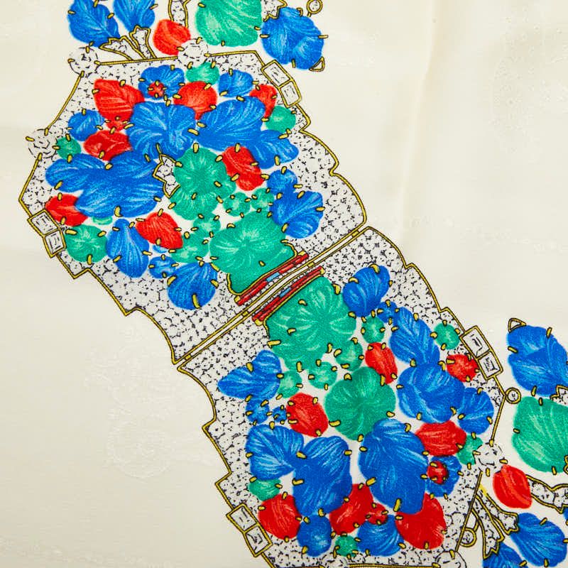Cartier Motif Scarf Beige — view 3