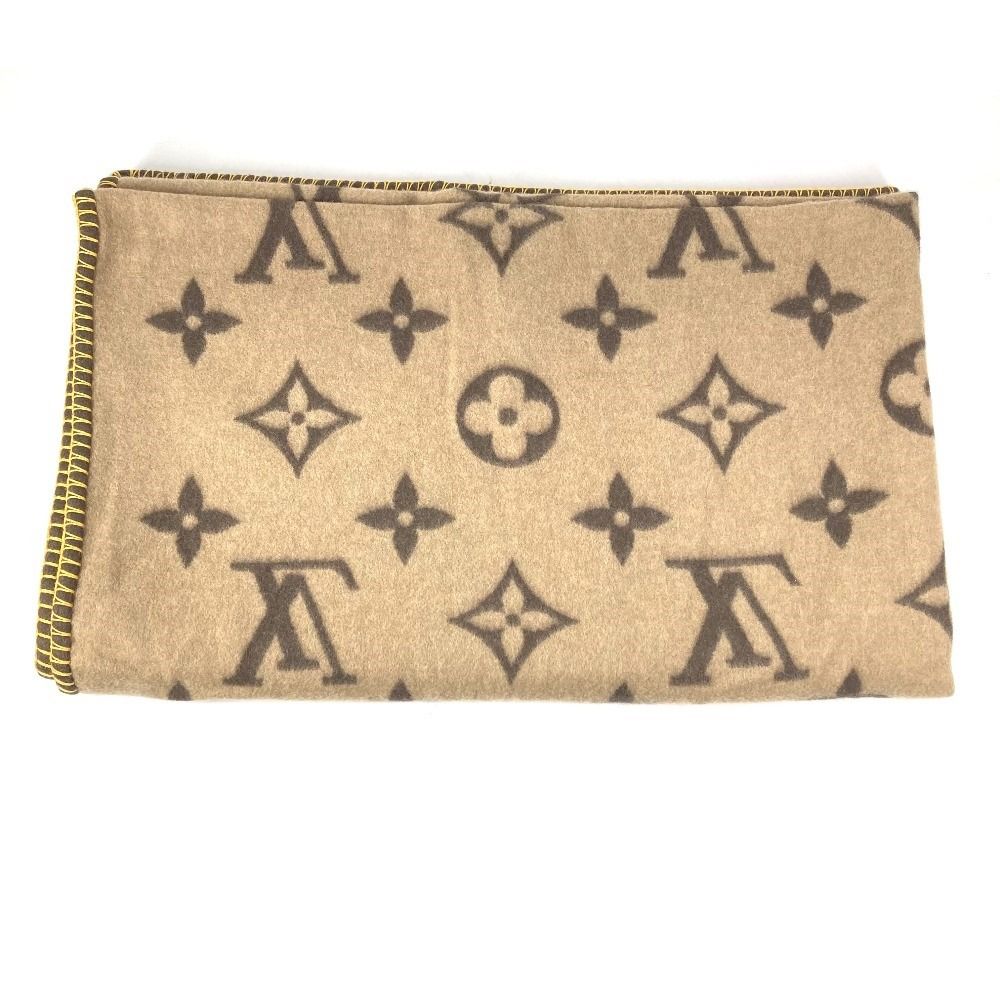 Louis Vuitton Rug Monogram Wool Angora Scarf — view 6