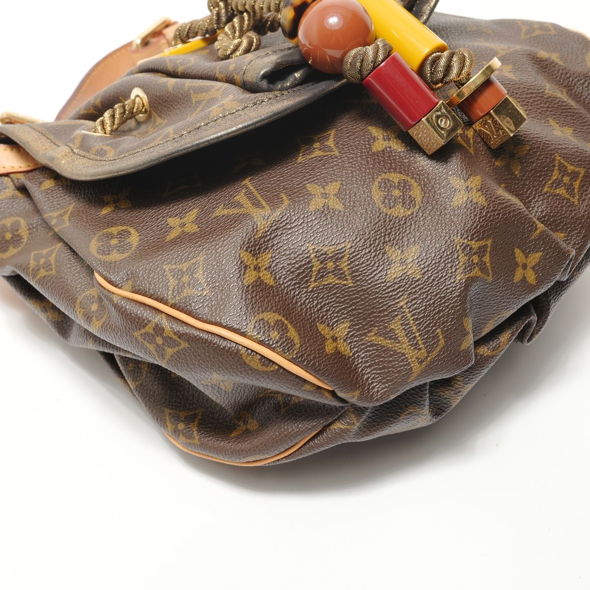 Louis Vuitton Handbag Kalahari PM Monogram — view 5