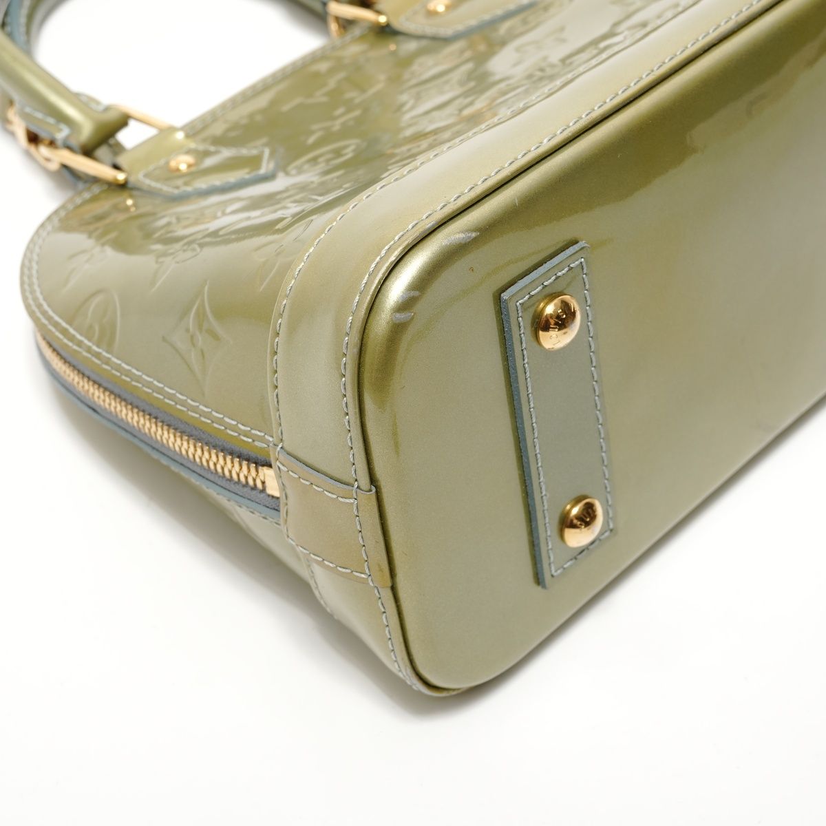 Louis Vuitton Handbag Alma BB Monogram Vernis — view 5