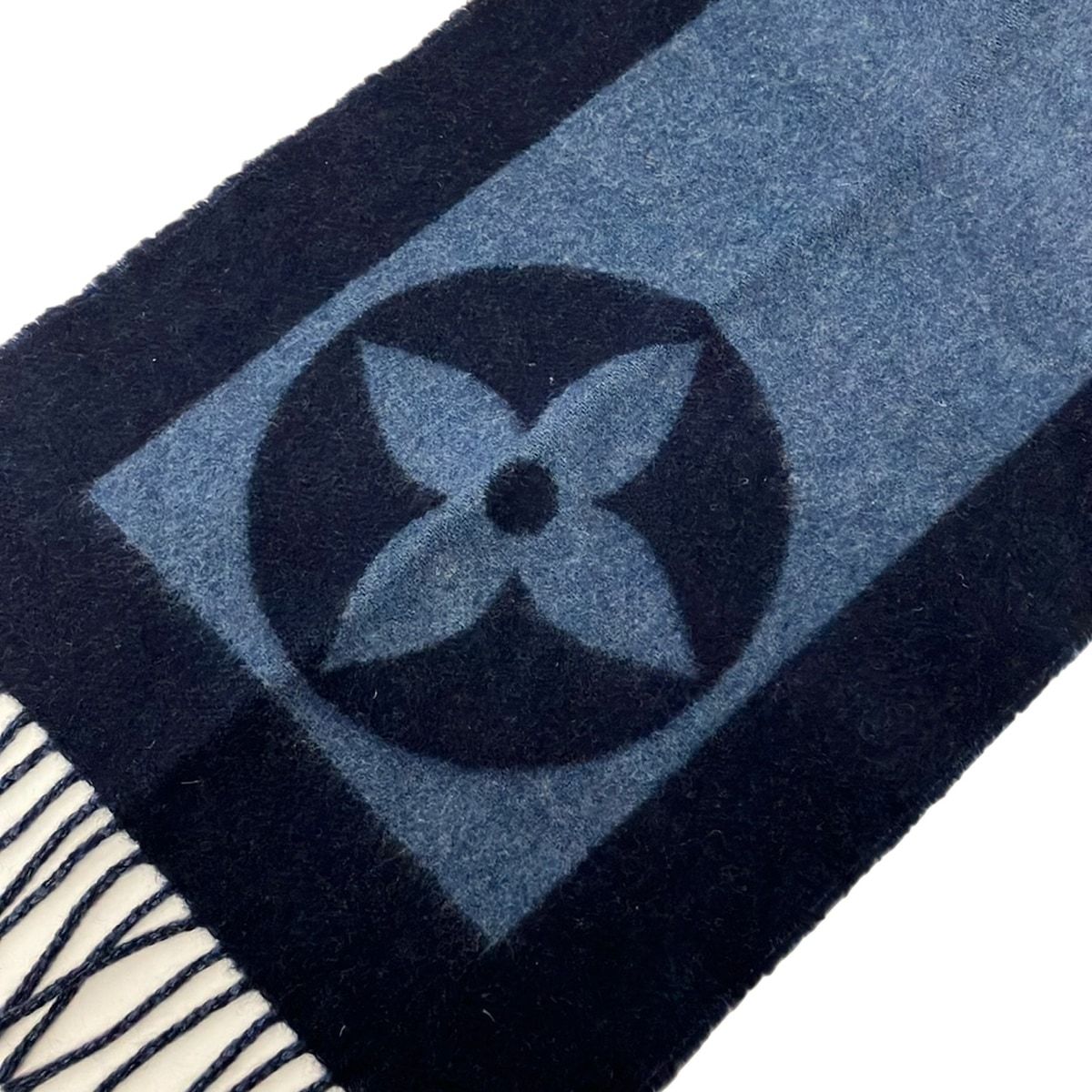 Louis Vuitton Scarf Echarpe Cardiff Blue Wool Angora — view 3