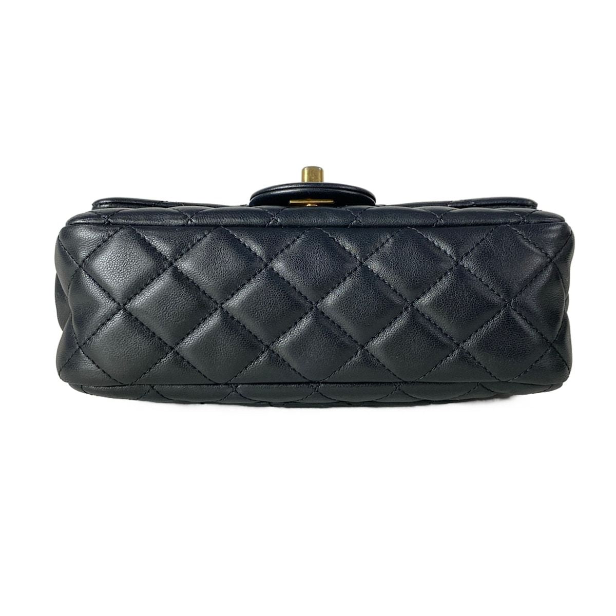 Chanel Shoulder Bag Mini Quilted Black Ruffle Lambskin — view 5