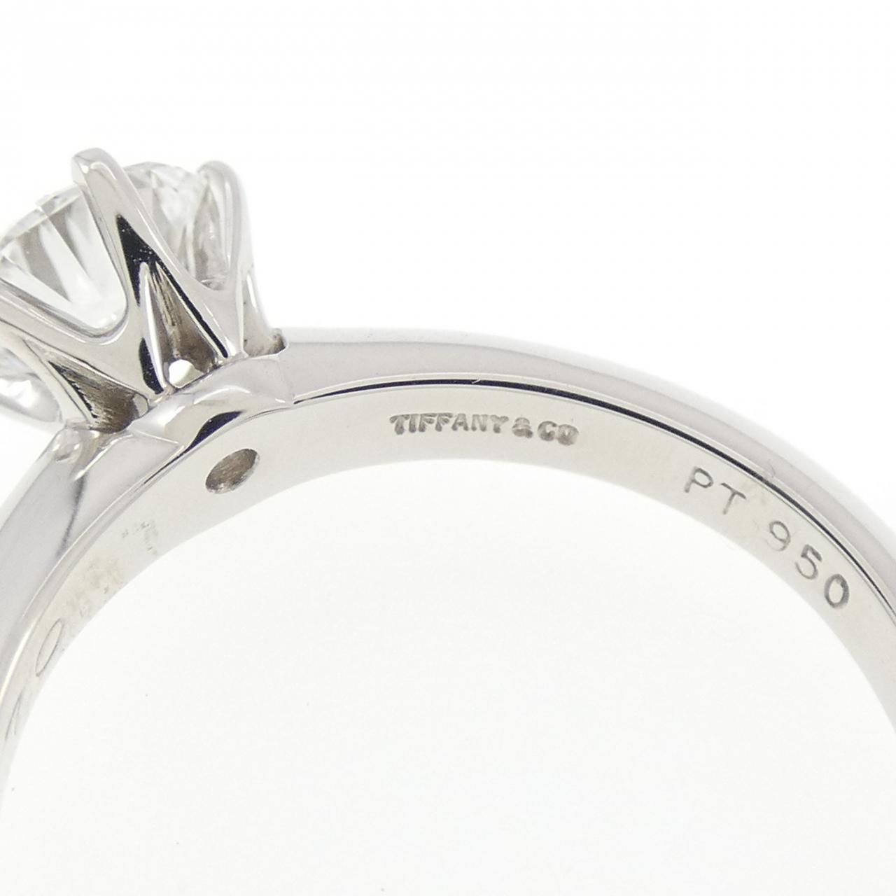 Tiffany & Co Classic Solitaire Ring — view 4