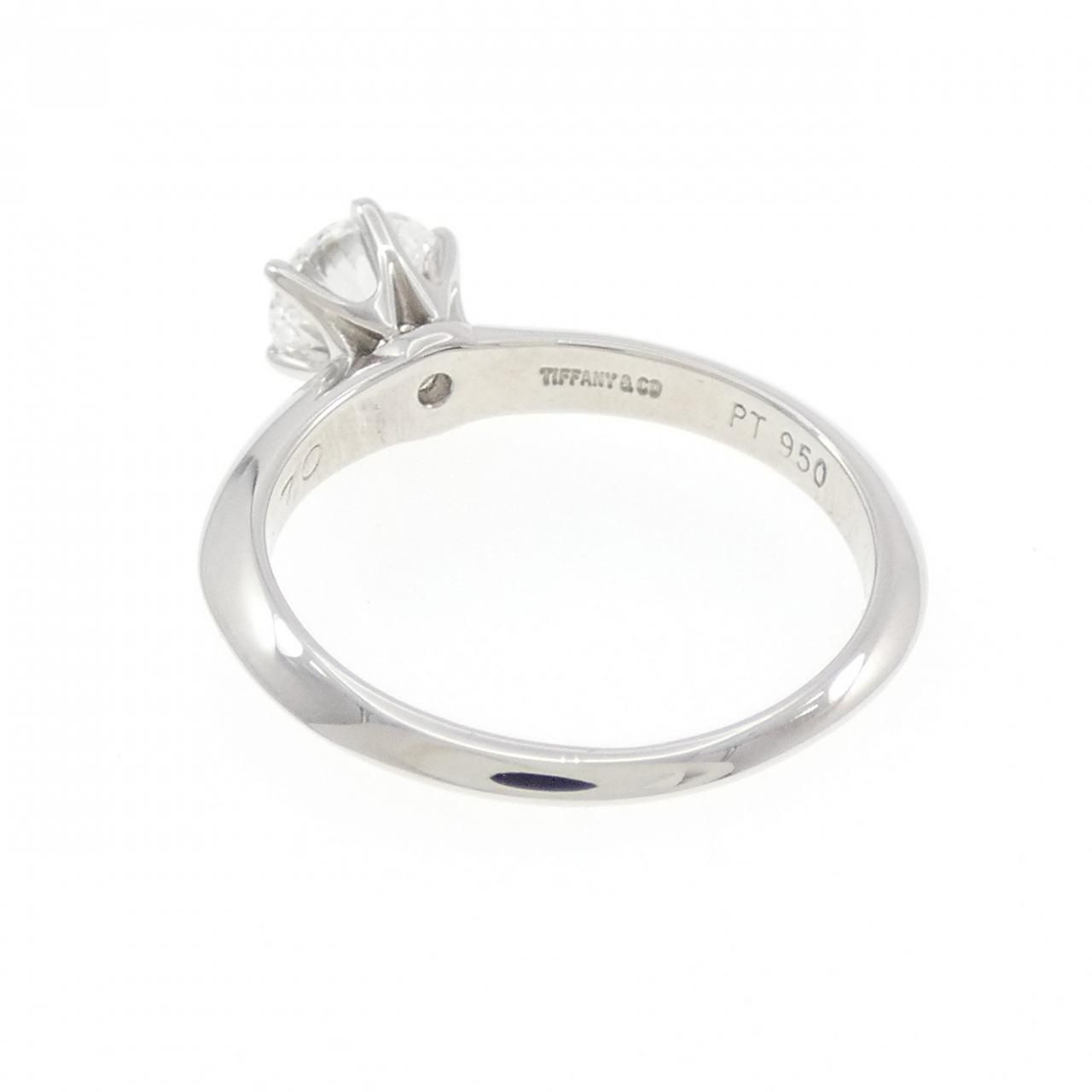 Tiffany & Co Classic Solitaire Ring — view 3