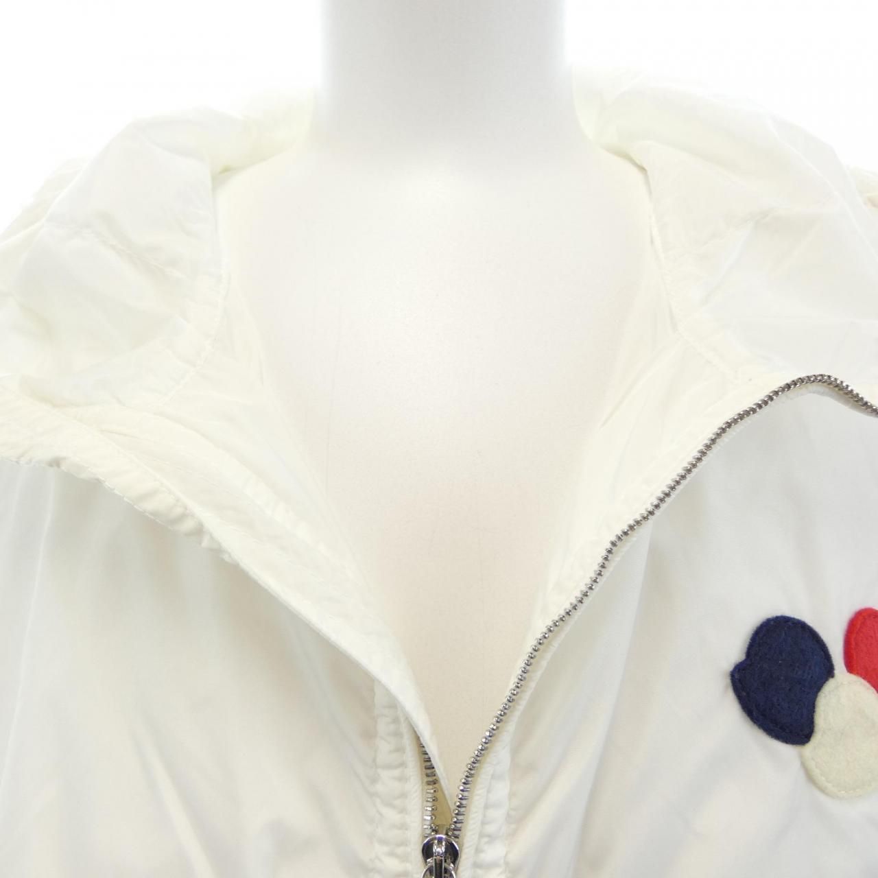Moncler Fayence Jacket White — view 5