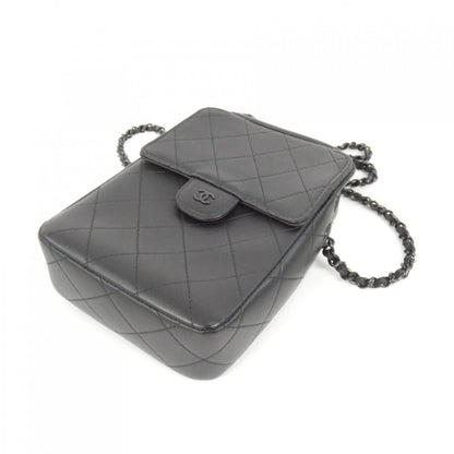 Chanel Chain Clutch Black — view 3