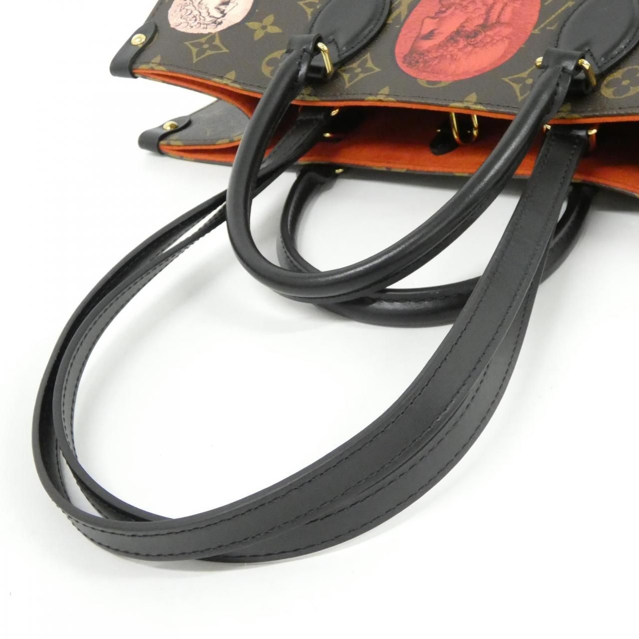 Louis Vuitton Monogram On The Go MM Bag — view 6