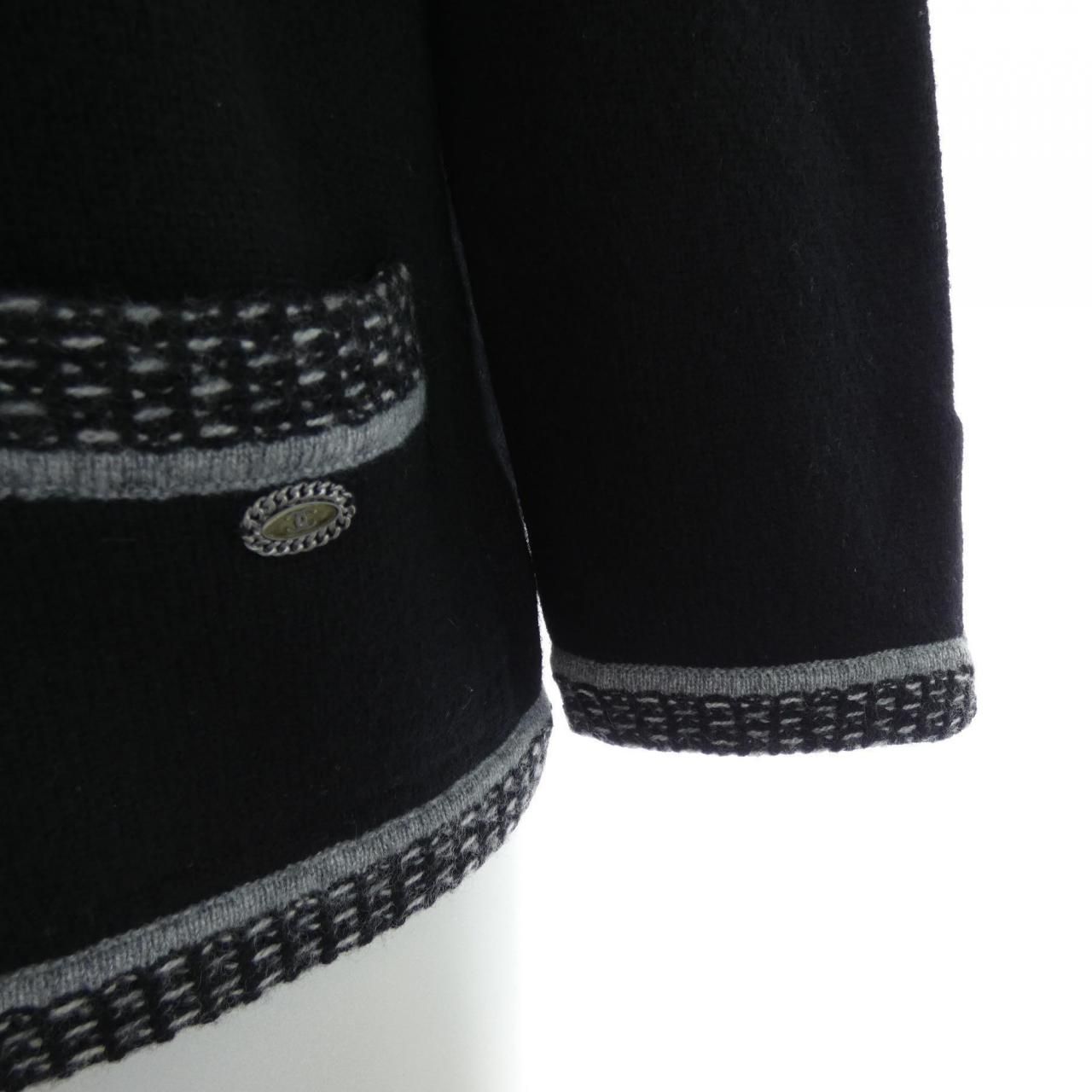 Chanel Cardigan Black — view 6