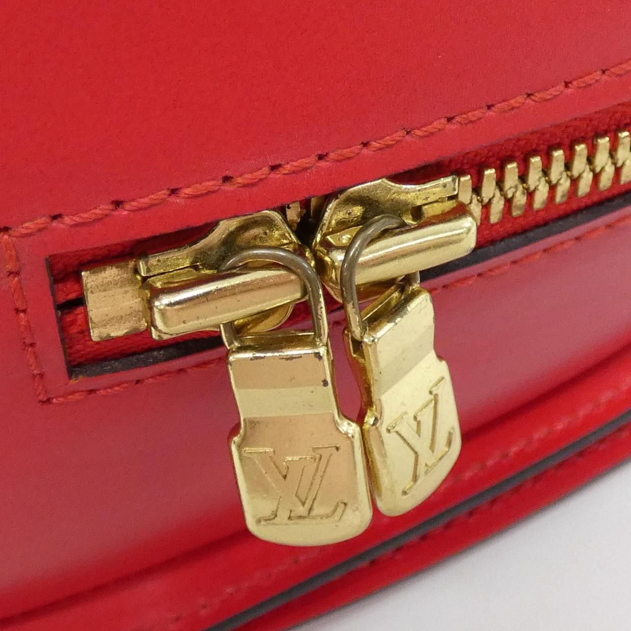Louis Vuitton Epi Pont Neuf Bag — view 6