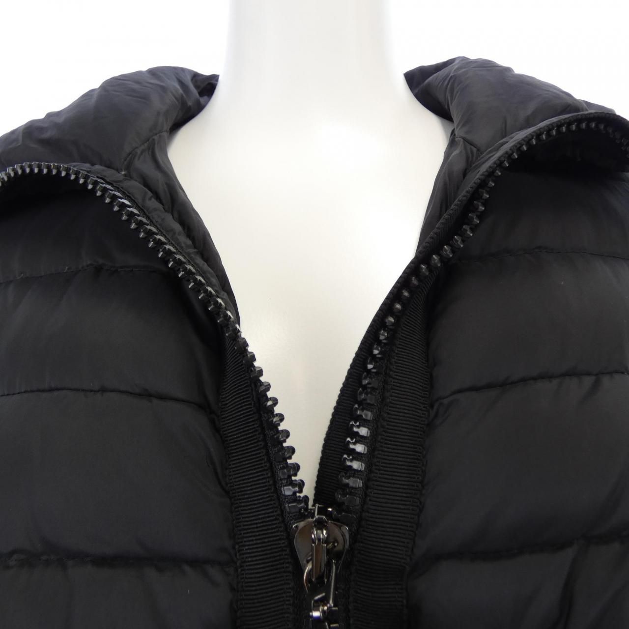 Moncler S Mitsuko Down Jacket — view 7