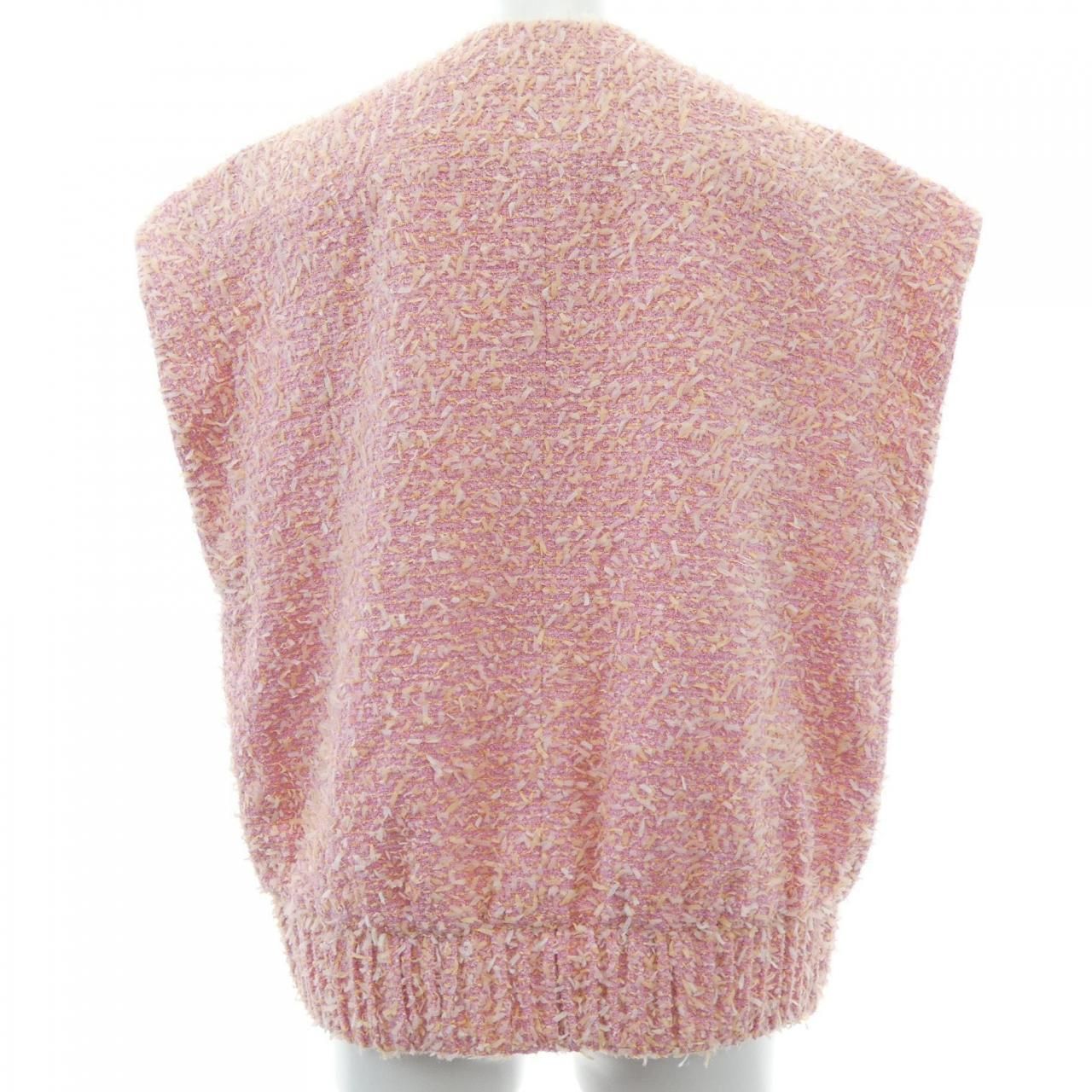 Chanel Vest Pink — view 2