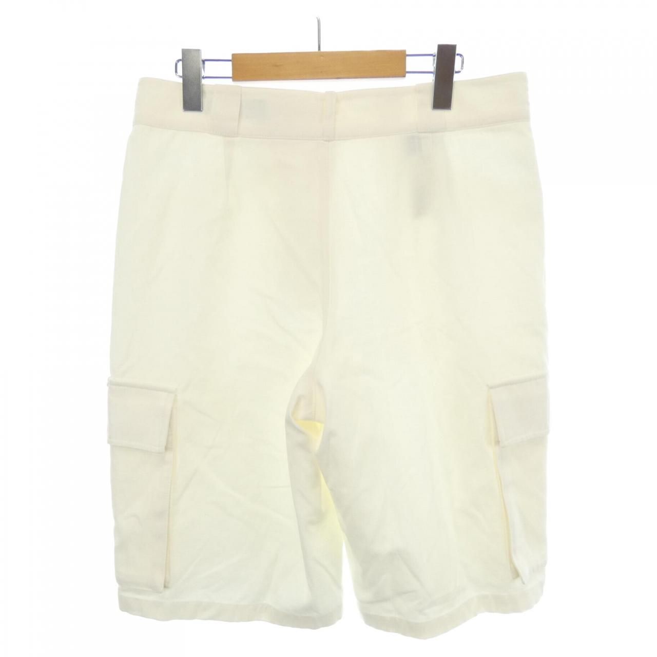 Louis Vuitton LV SE Soft Cargo Shorts — view 2