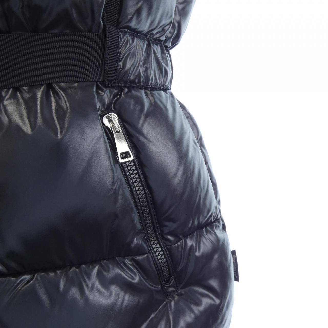 Moncler Aigrette Down Jacket Vest — view 7