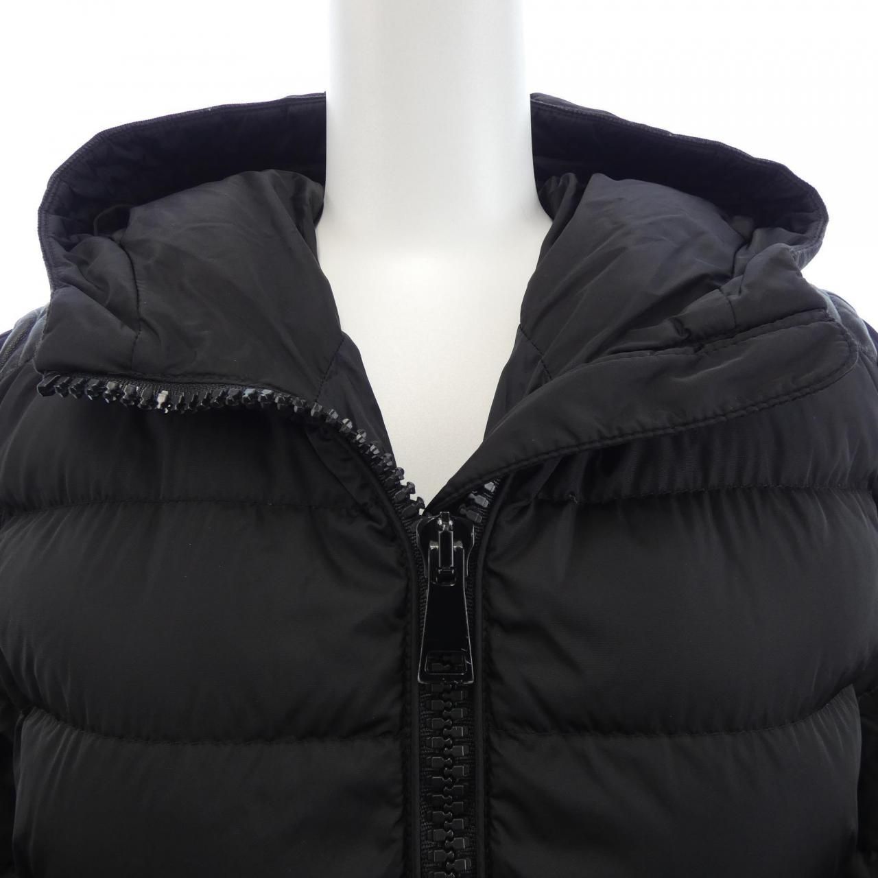 Moncler Taleve Down Jacket Coat — view 7
