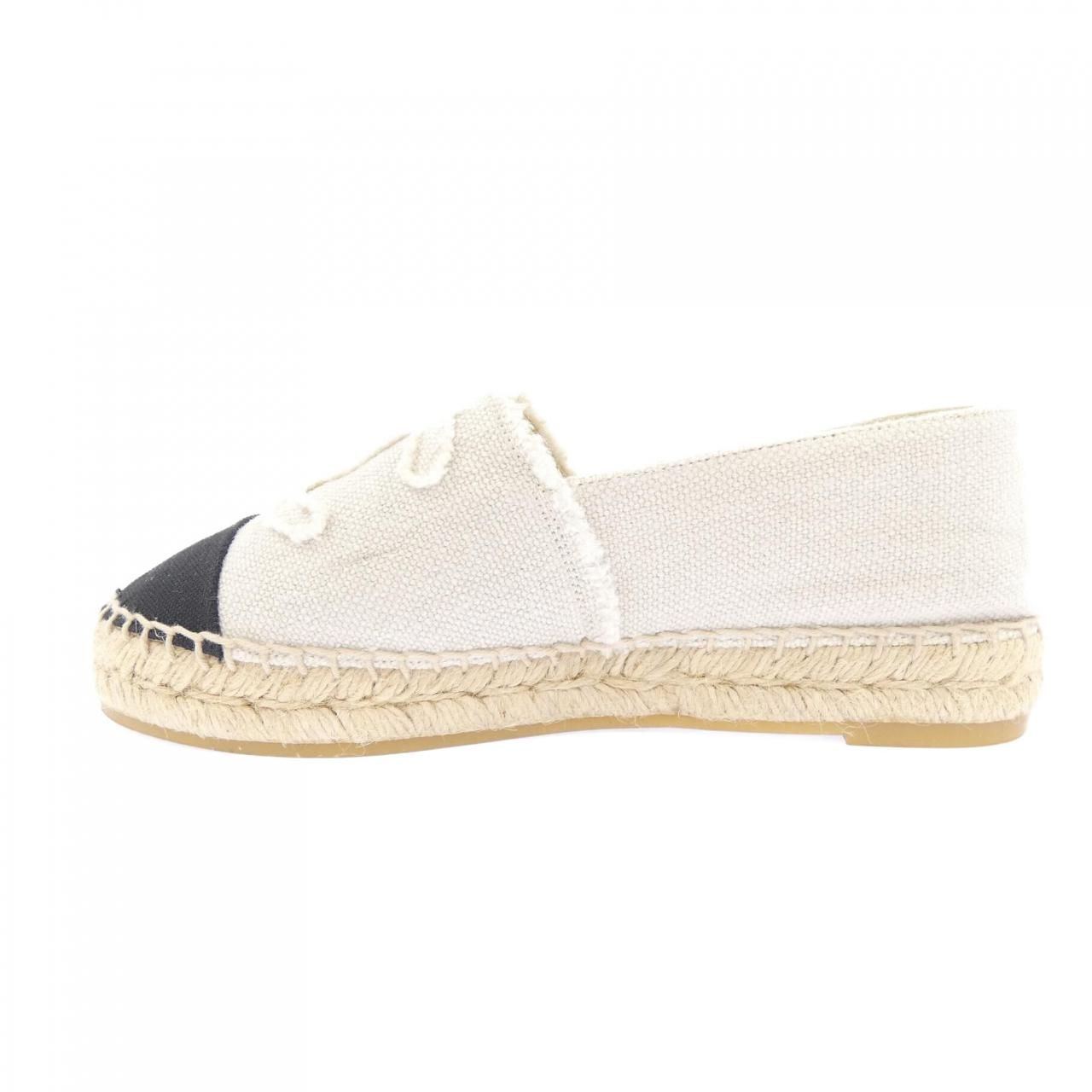 Chanel Espadrilles Shoes White — view 2