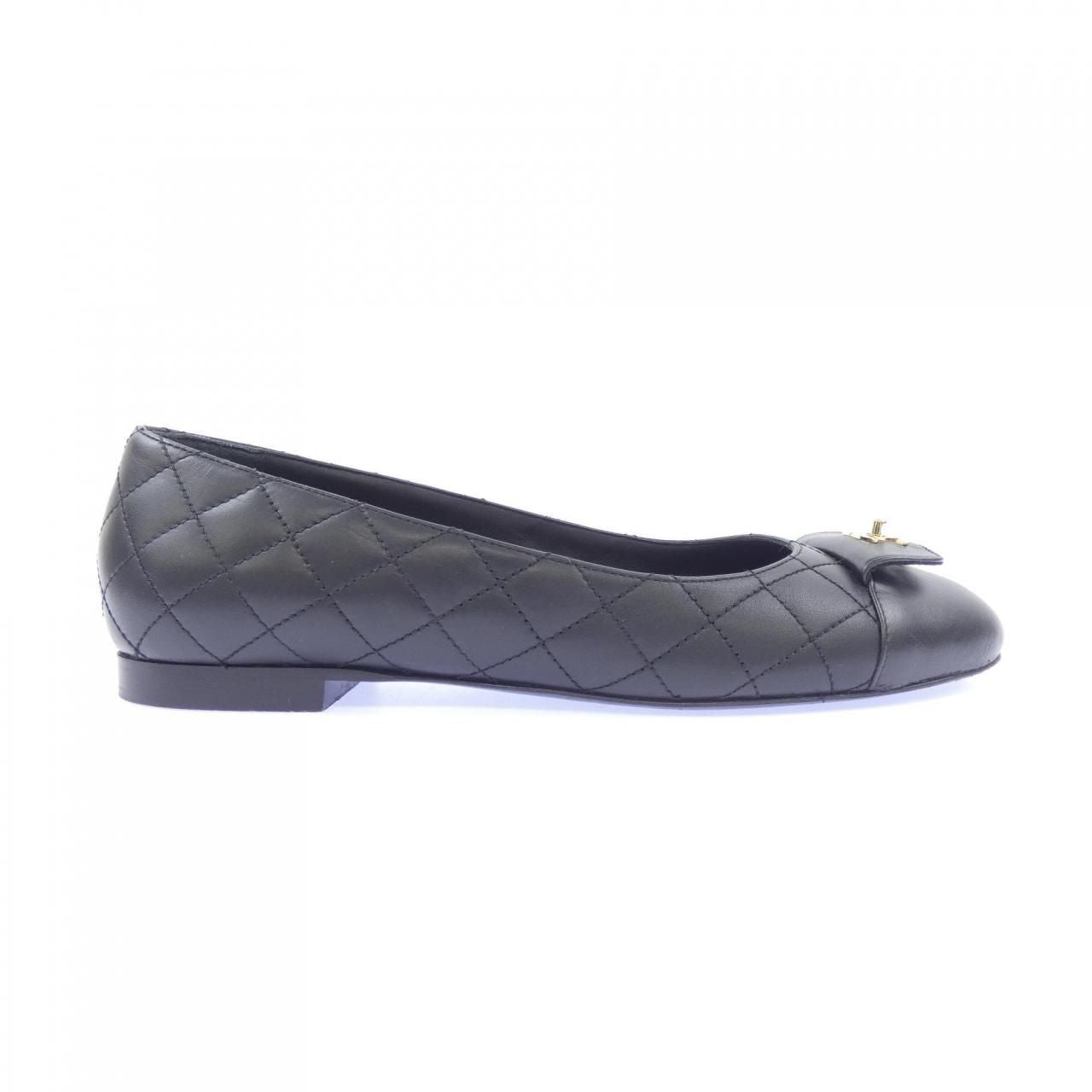 Chanel Ballerina Turnlock Flat Shoes