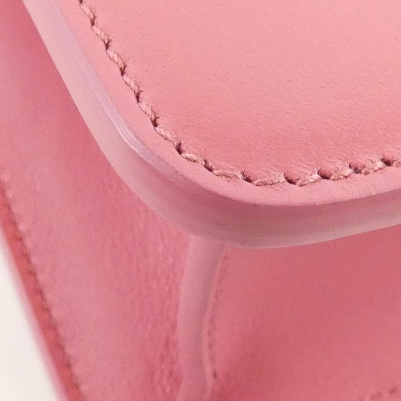 Dior 30 Montaigne Shoulder Bag — view 4