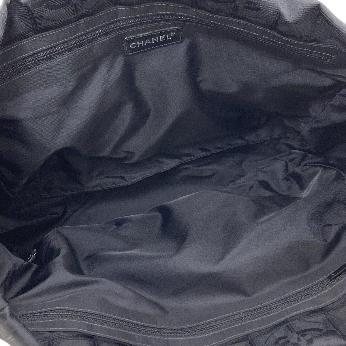 Chanel New Travel Line MM Tote Nylon — view 5