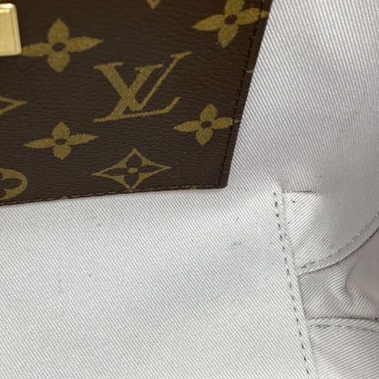 Louis Vuitton Venice Shoulder Bag Vernis — view 9