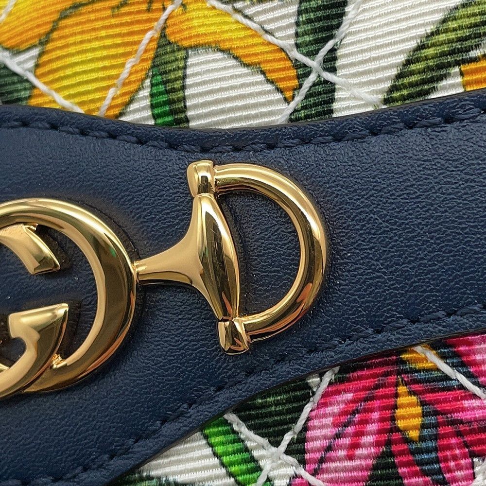 Gucci Bifold Wallet Flora Zumi Compact Canvas Leather Quilted Card Case — view 8