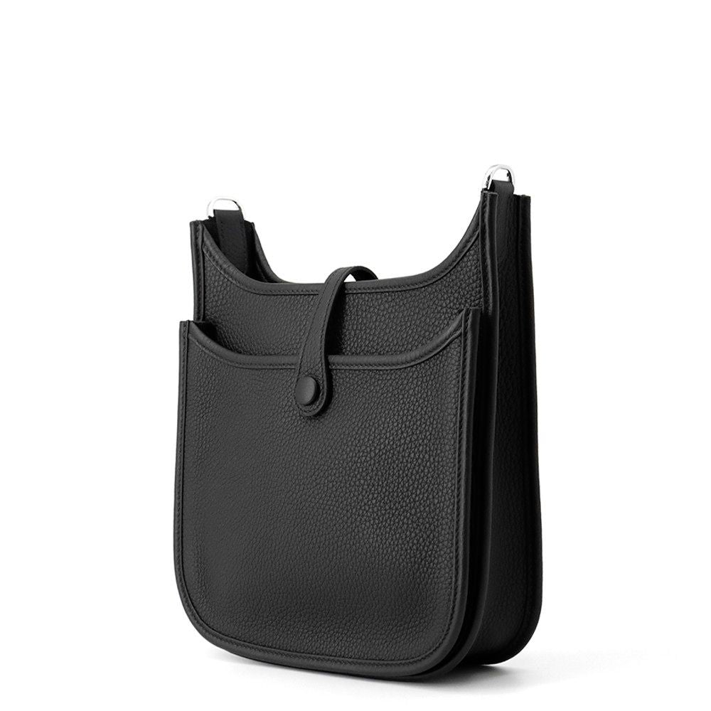 Hermes Shoulder Bag Evelyne 3 23 Black Silver Taurillon Clemence — view 2