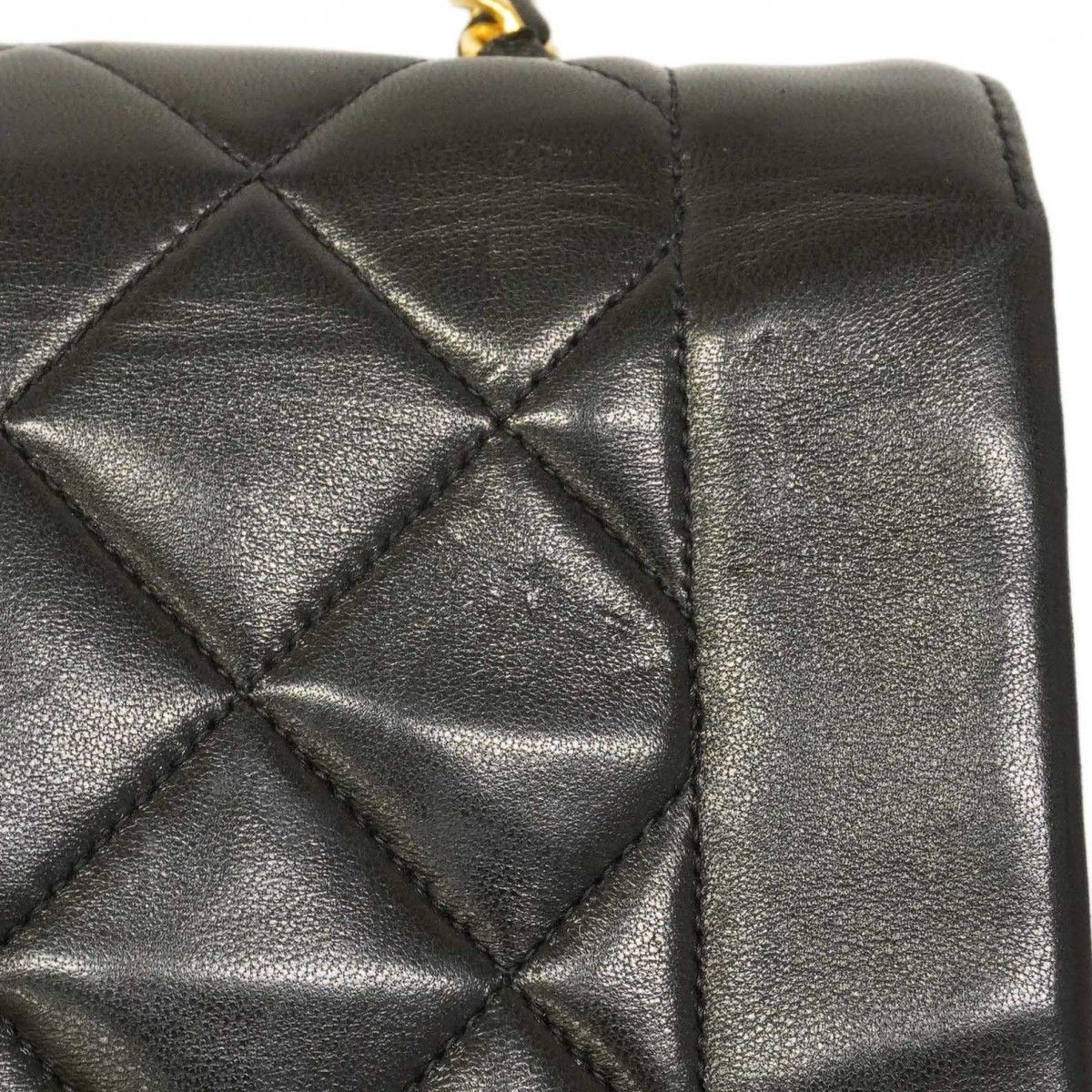 Chanel Shoulder Bag Diana Lambskin Black Gold — view 9