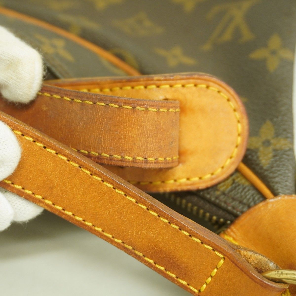 Louis Vuitton Shoulder Bag Monogram Boulogne 30 Brown — view 9