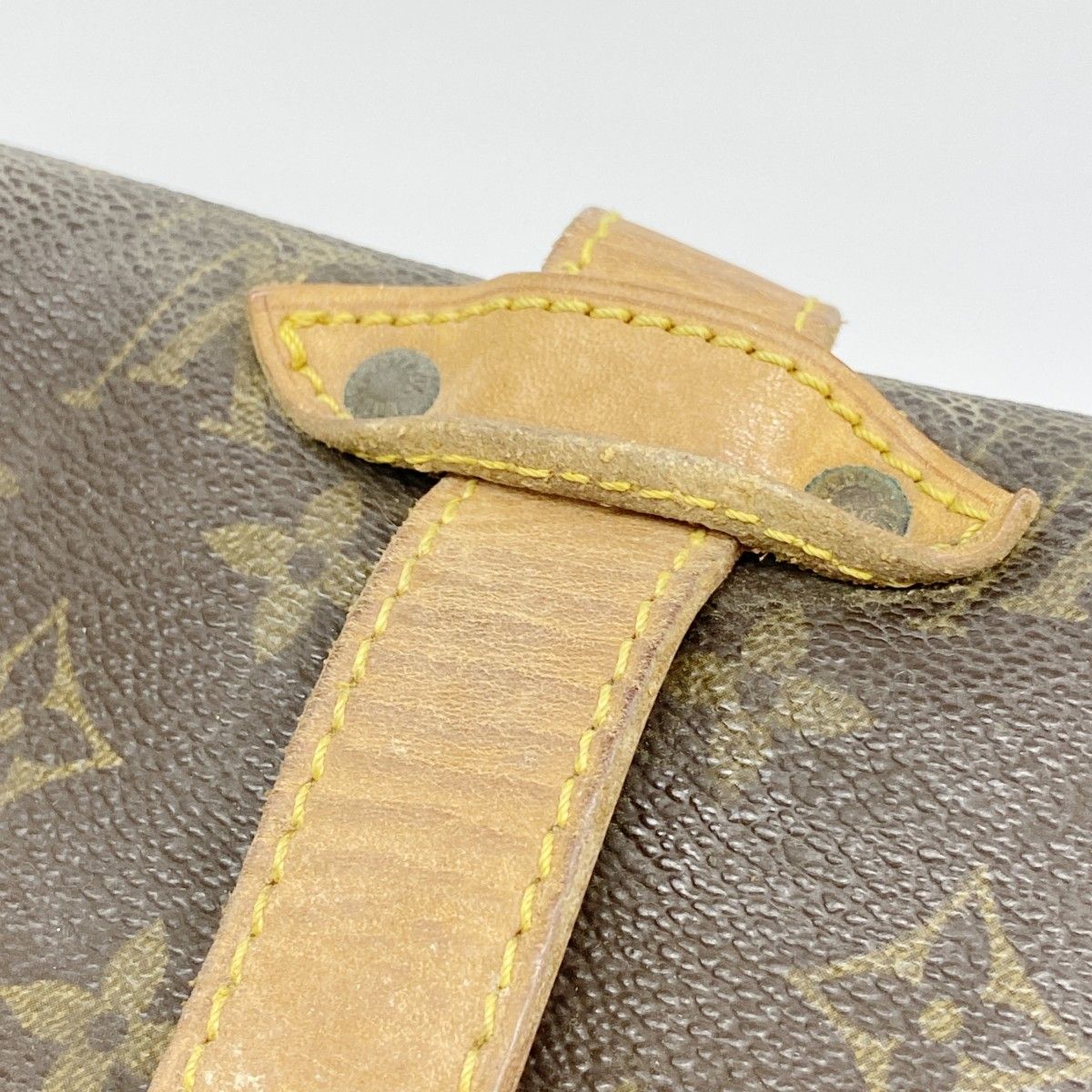Louis Vuitton Shoulder Bag Monogram Saumur 35 Brown — view 9