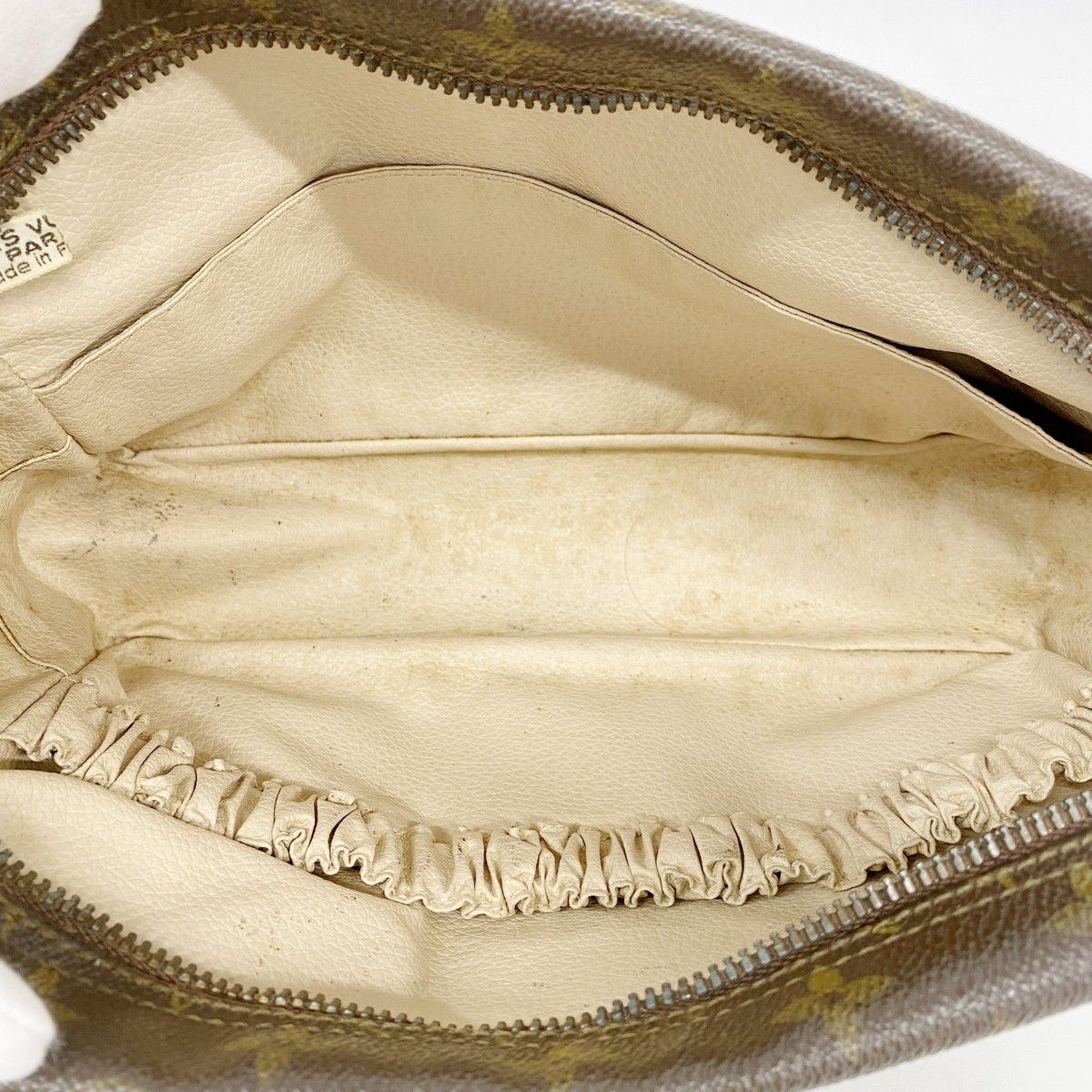 Louis Vuitton Pouch Monogram Trousse Toilet 28 Brown — view 4