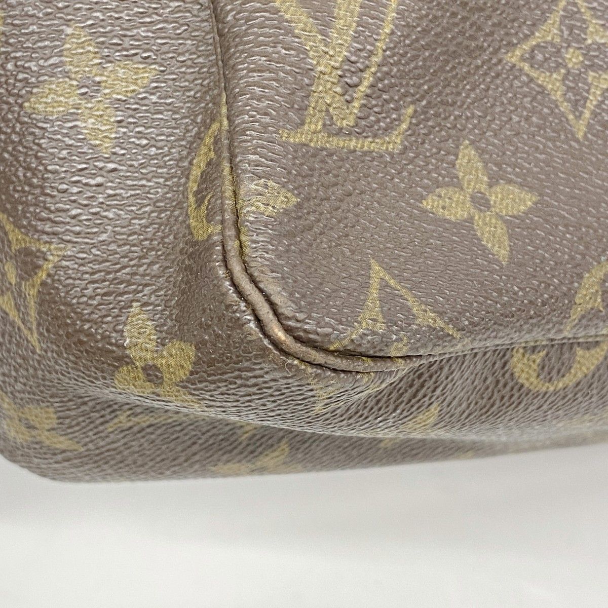Louis Vuitton Pouch Monogram Trousse Toilet 28 Brown — view 6
