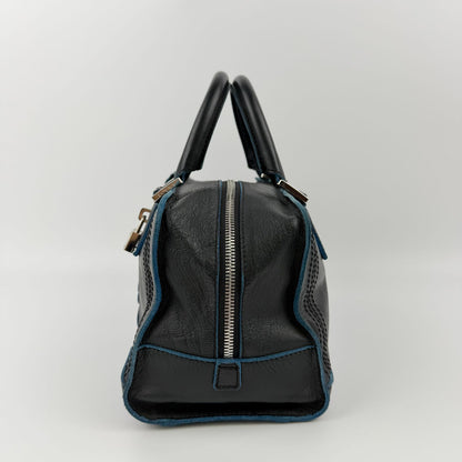 Loewe Anagram Amazona 28 Handbag Black Leather Vintage — view 5