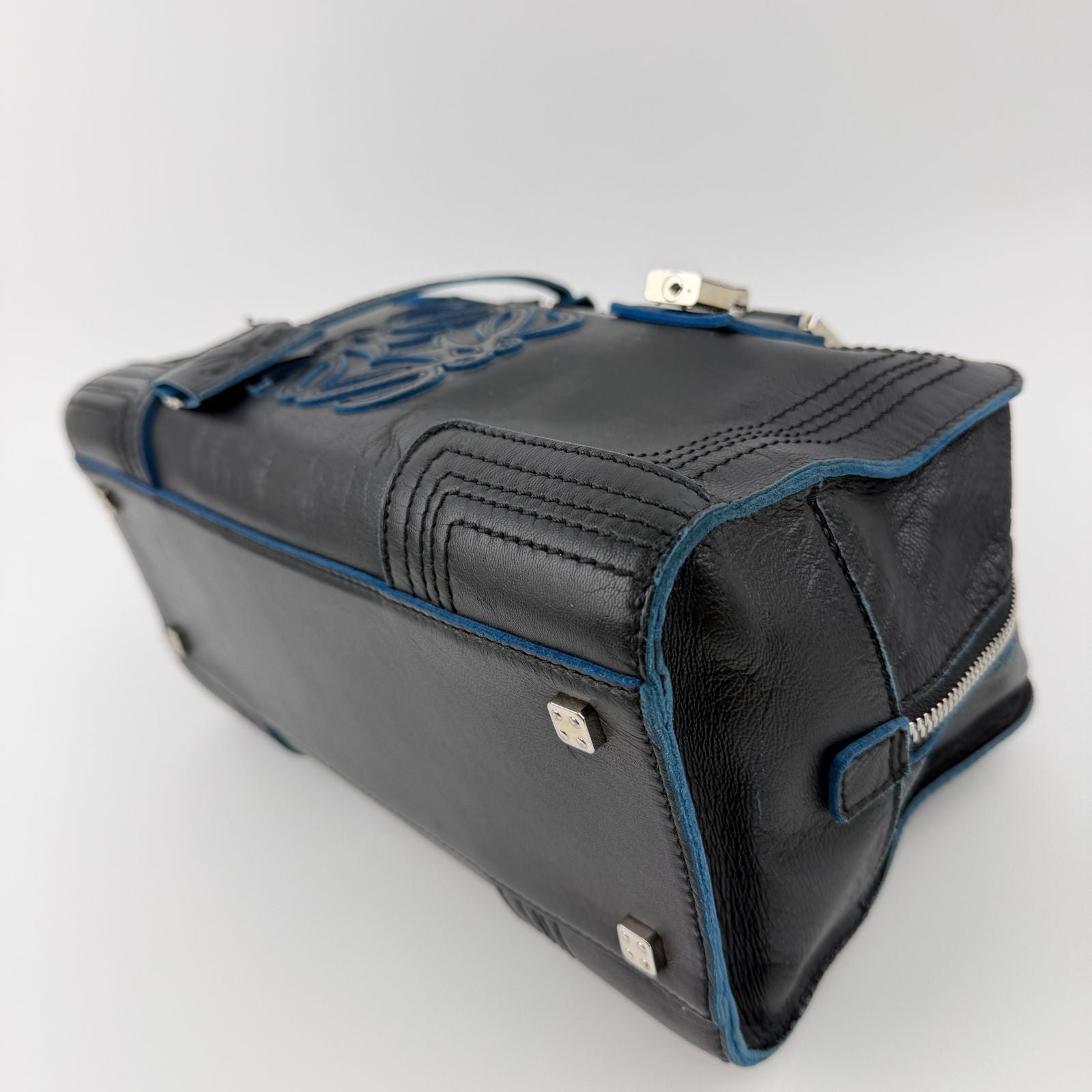 Loewe Anagram Amazona 28 Handbag Black Leather Vintage — view 9