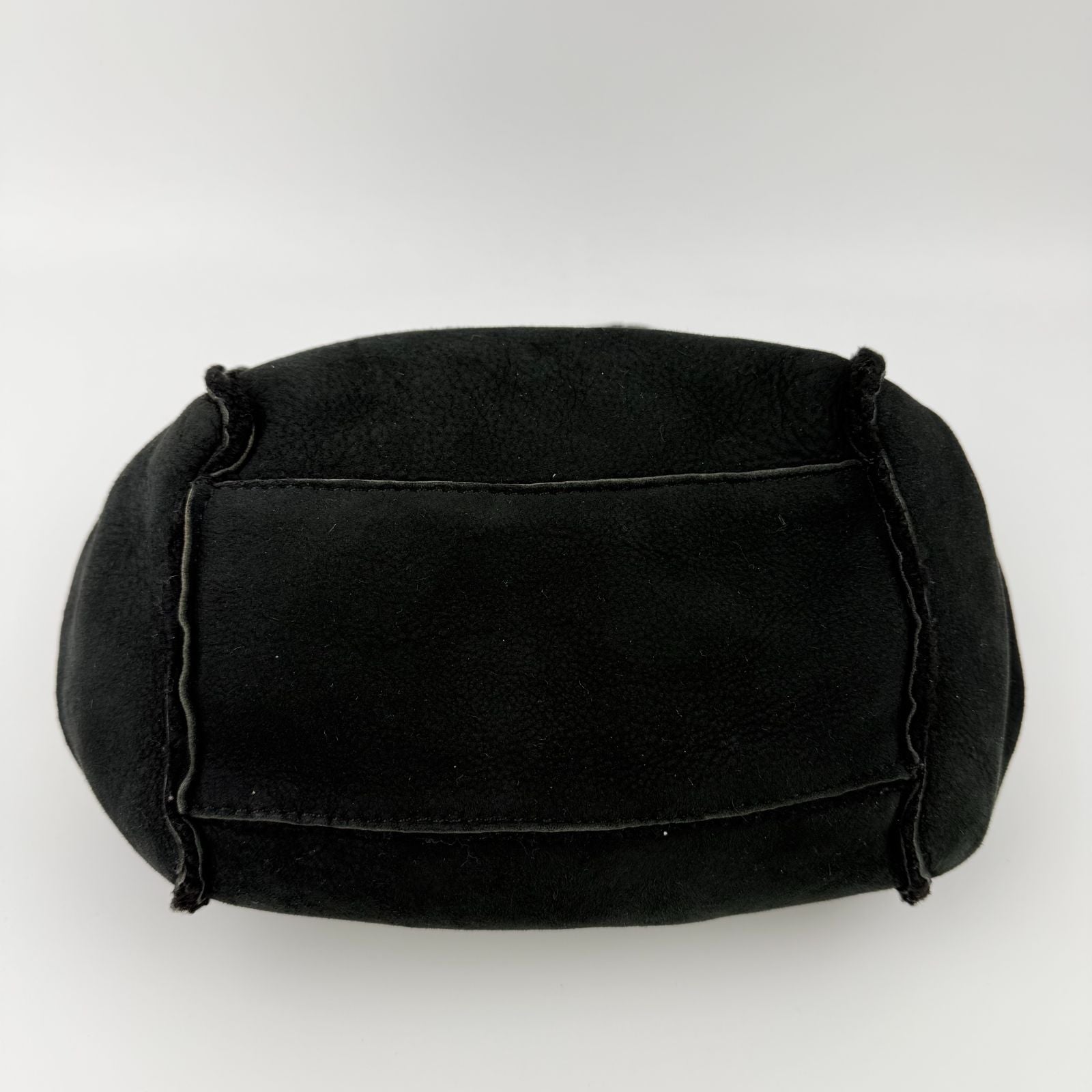 Chanel CC Logo Chain Shoulder Bag Black Shearling Suede Vintage — view 8