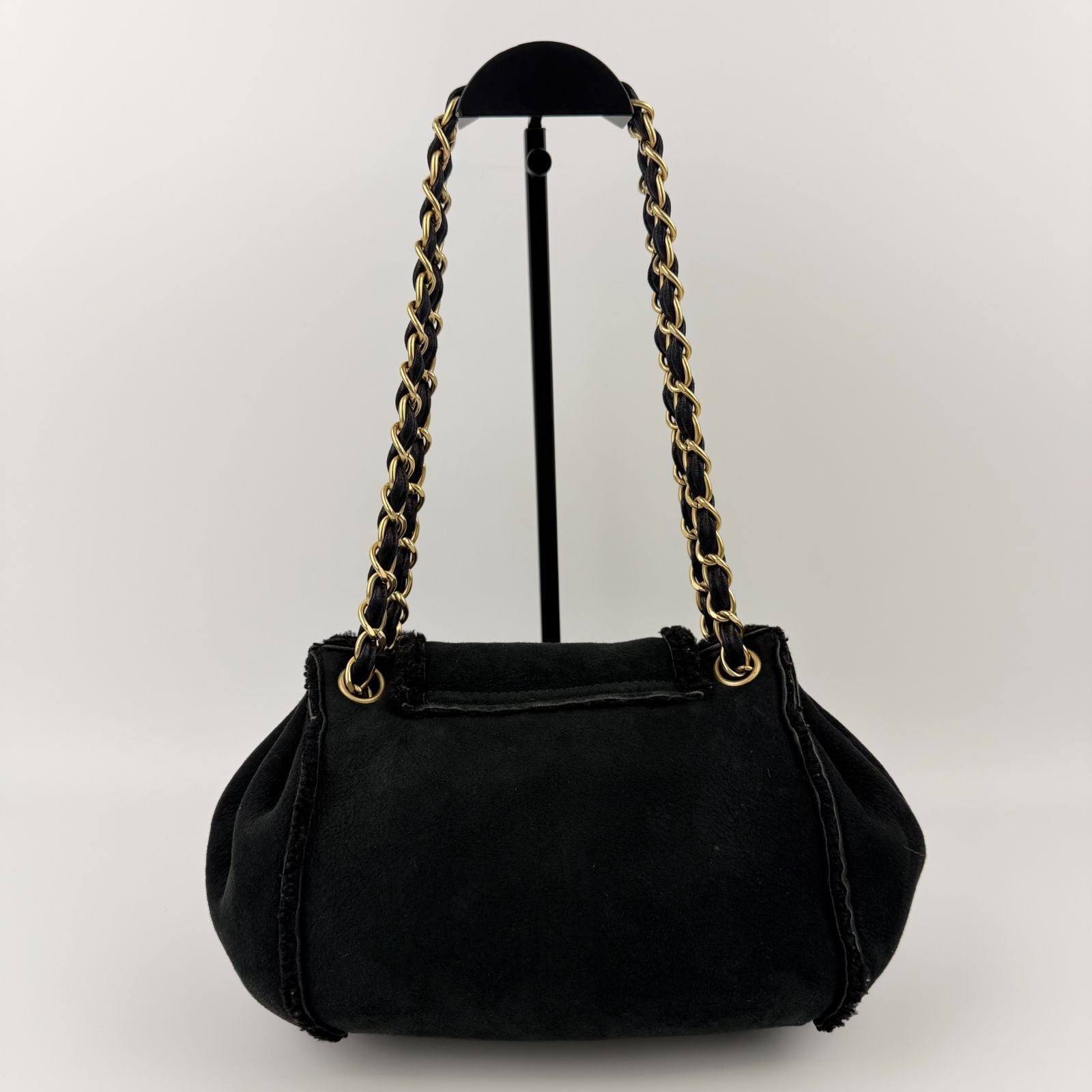 Chanel CC Logo Chain Shoulder Bag Black Shearling Suede Vintage — view 2