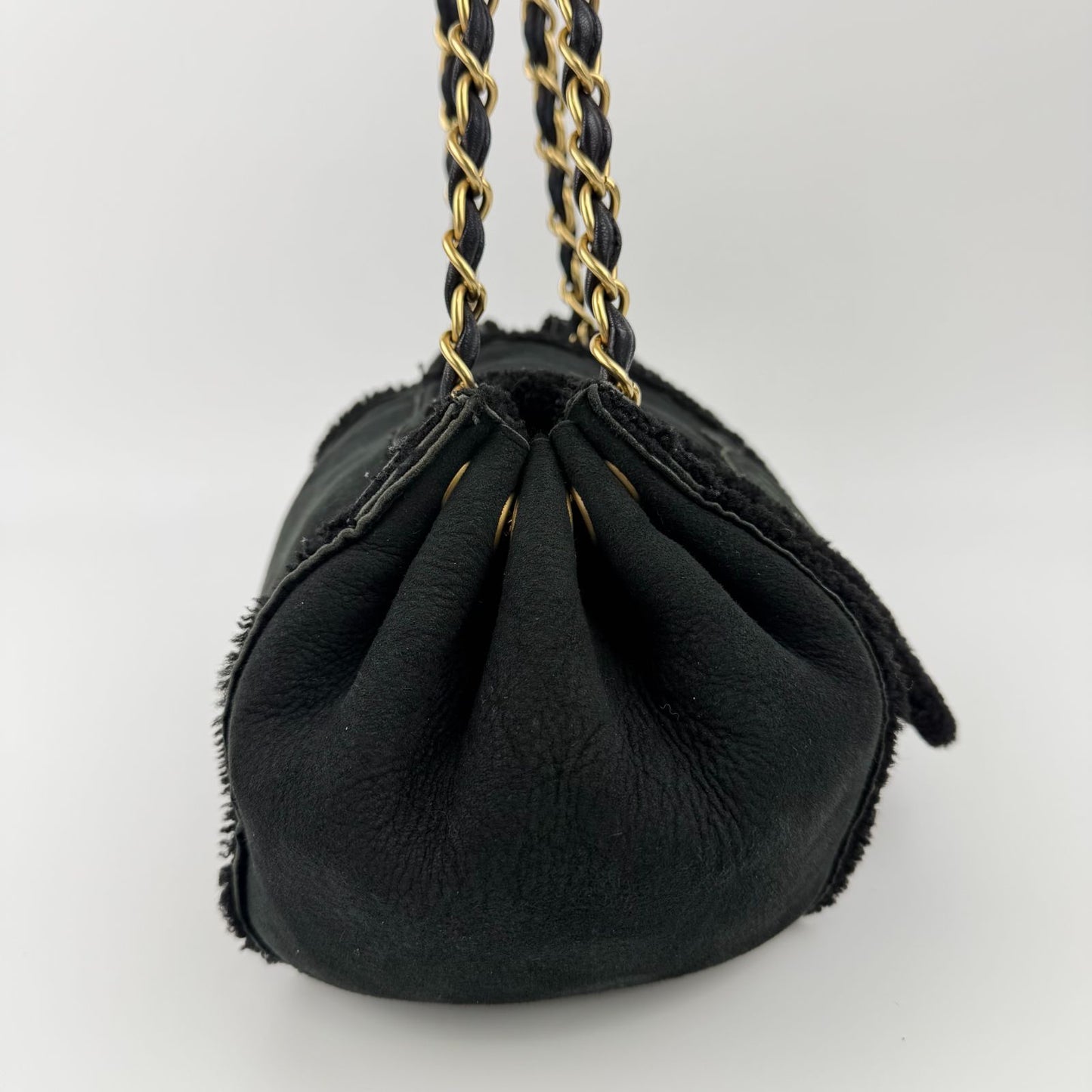 Chanel CC Logo Chain Shoulder Bag Black Shearling Suede Vintage — view 6