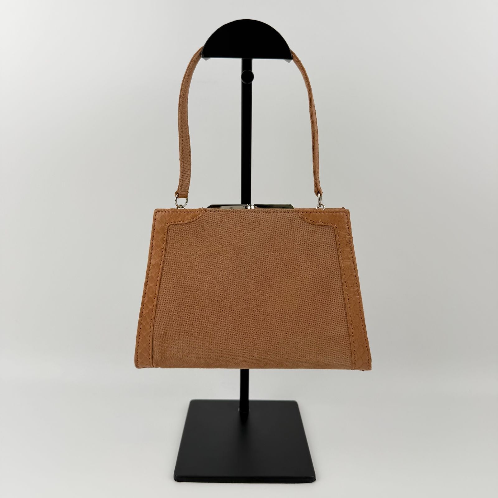 Loewe Handbag Salmon Pink Suede Vintage — view 4
